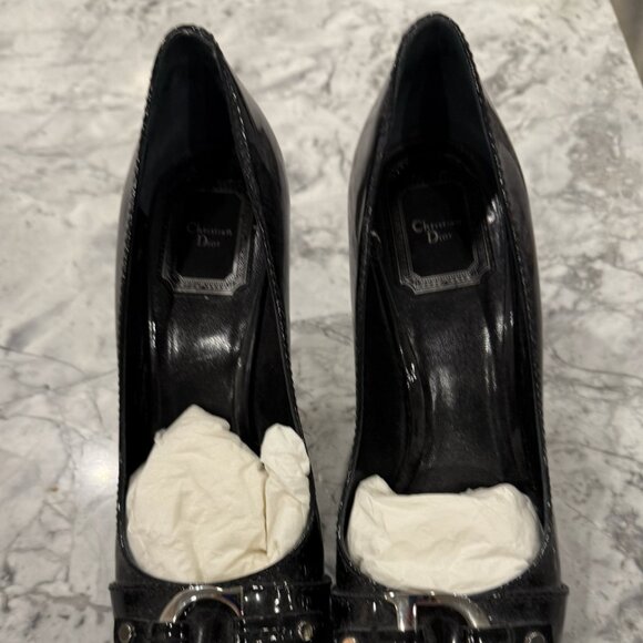 Dior peep-toe black patent shoes in size 7.5 - Picture 2 of 3